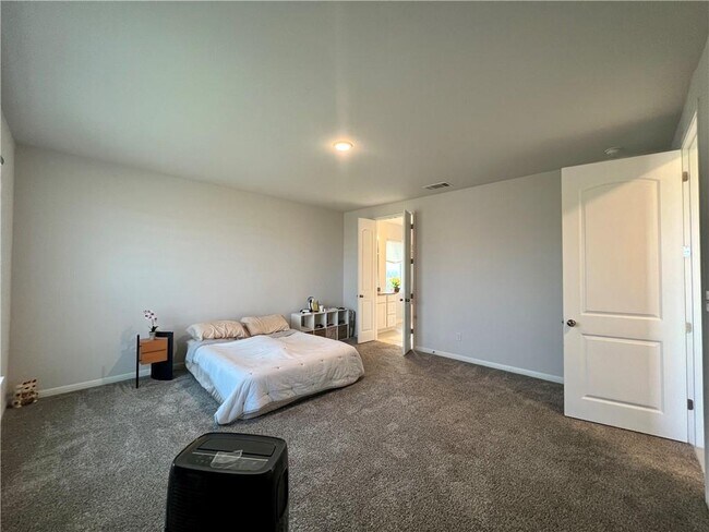 Building Photo - 2757 Bocelli Pl