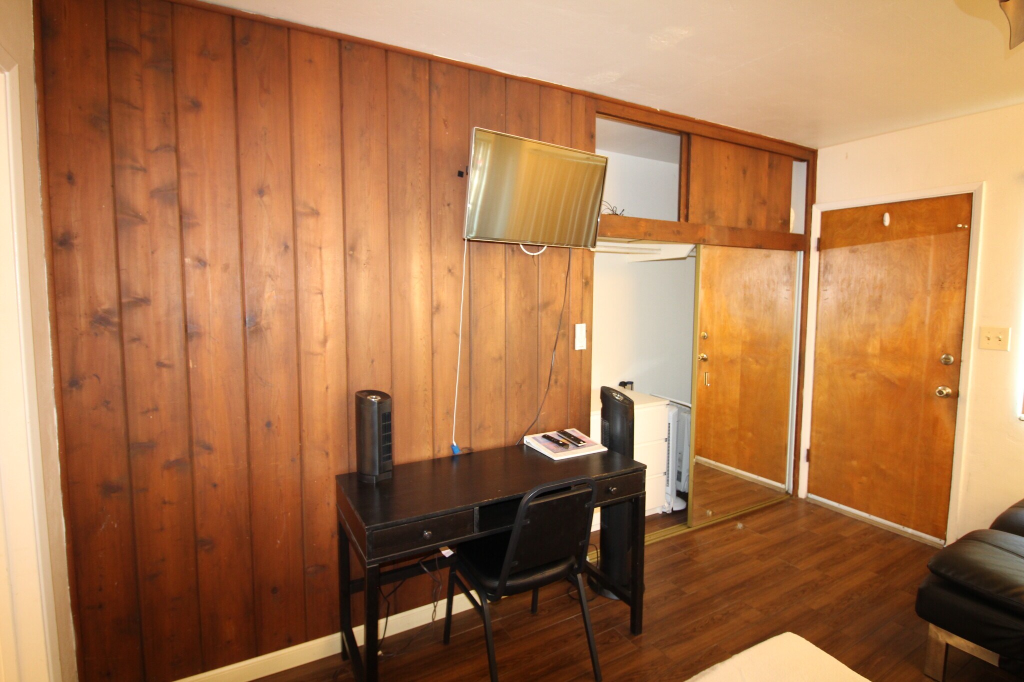 Building Photo - 2826 Mission Blvd