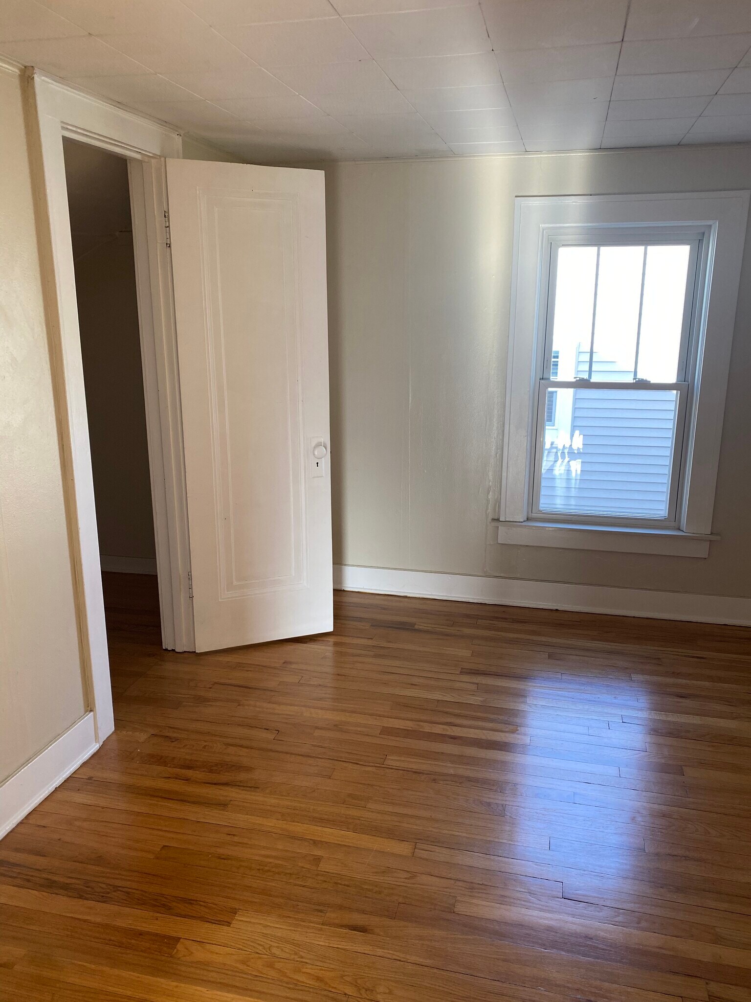 Building Photo - 1123 Midland Blvd