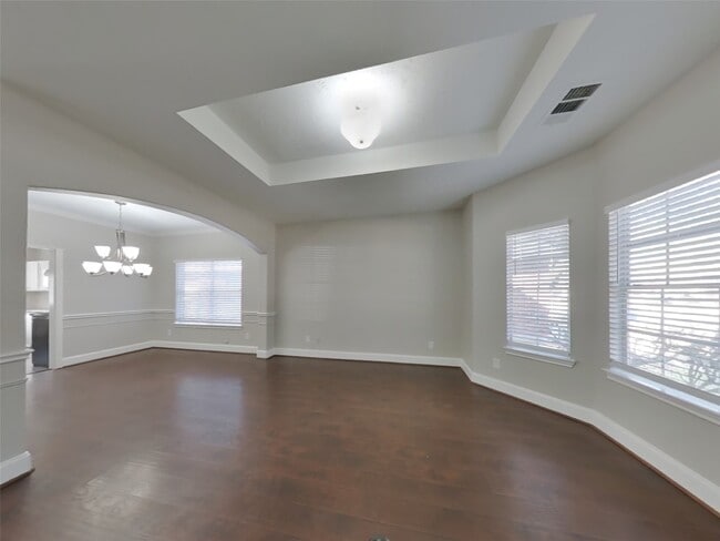 Building Photo - 21207 Woodland Green Dr