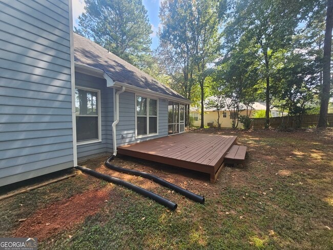 Building Photo - 30 Glenridge Dr