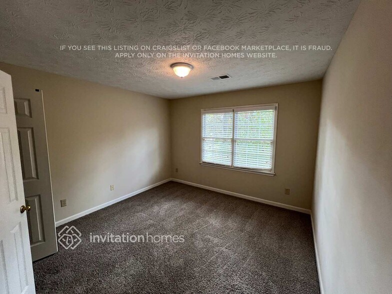 Building Photo - 2952 Moorings Pkwy SW