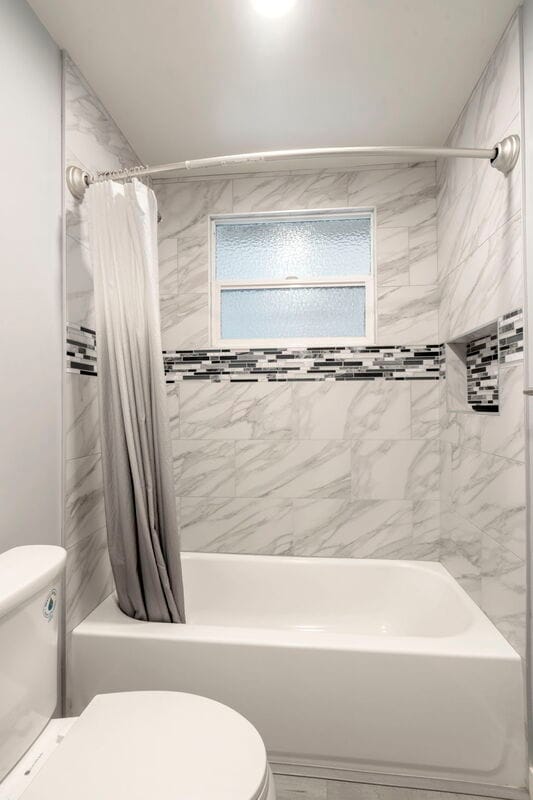 Building Photo - 2124 Maryal Dr