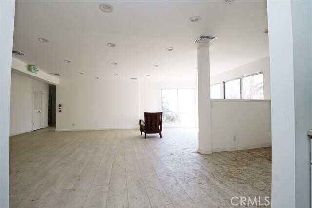 Building Photo - 33716 Hubbard Rd