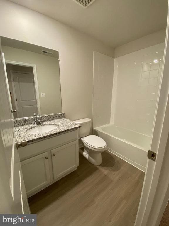 Building Photo - 25 Cranston Ct