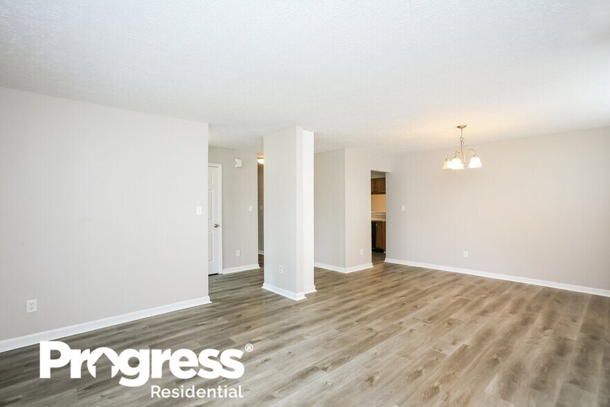Building Photo - 626 Austrian Way