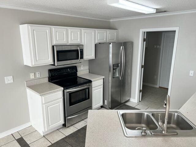 Building Photo - "Charming 3-Bed Townhouse Retreat in Shali...
