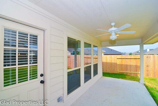 Building Photo - 16911 Ranger Ridge Dr