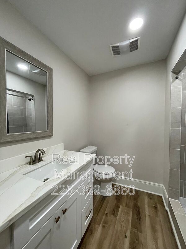 Building Photo - 13701 Gentilly Ct