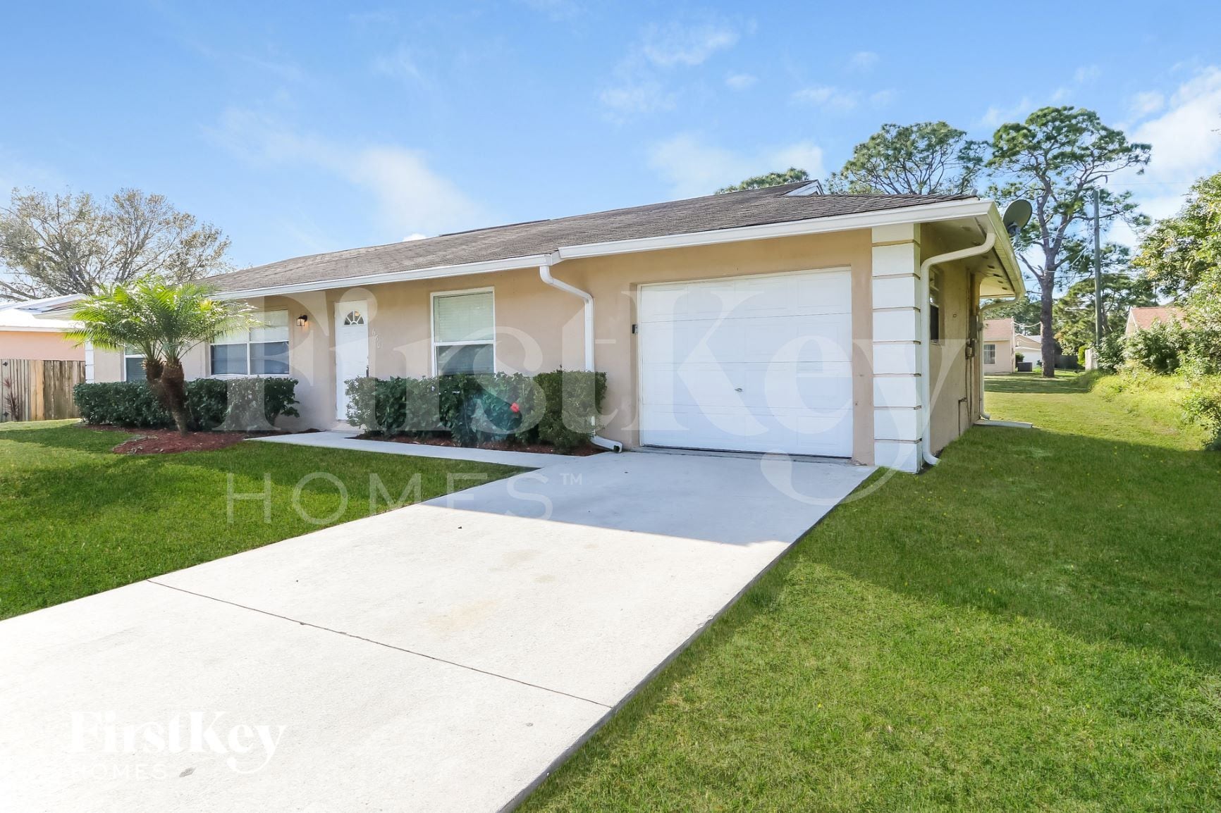 Building Photo - 650 NW Selvitz Rd