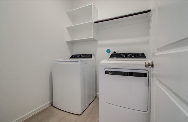 Building Photo - 26514 Foxtail Fern Dr