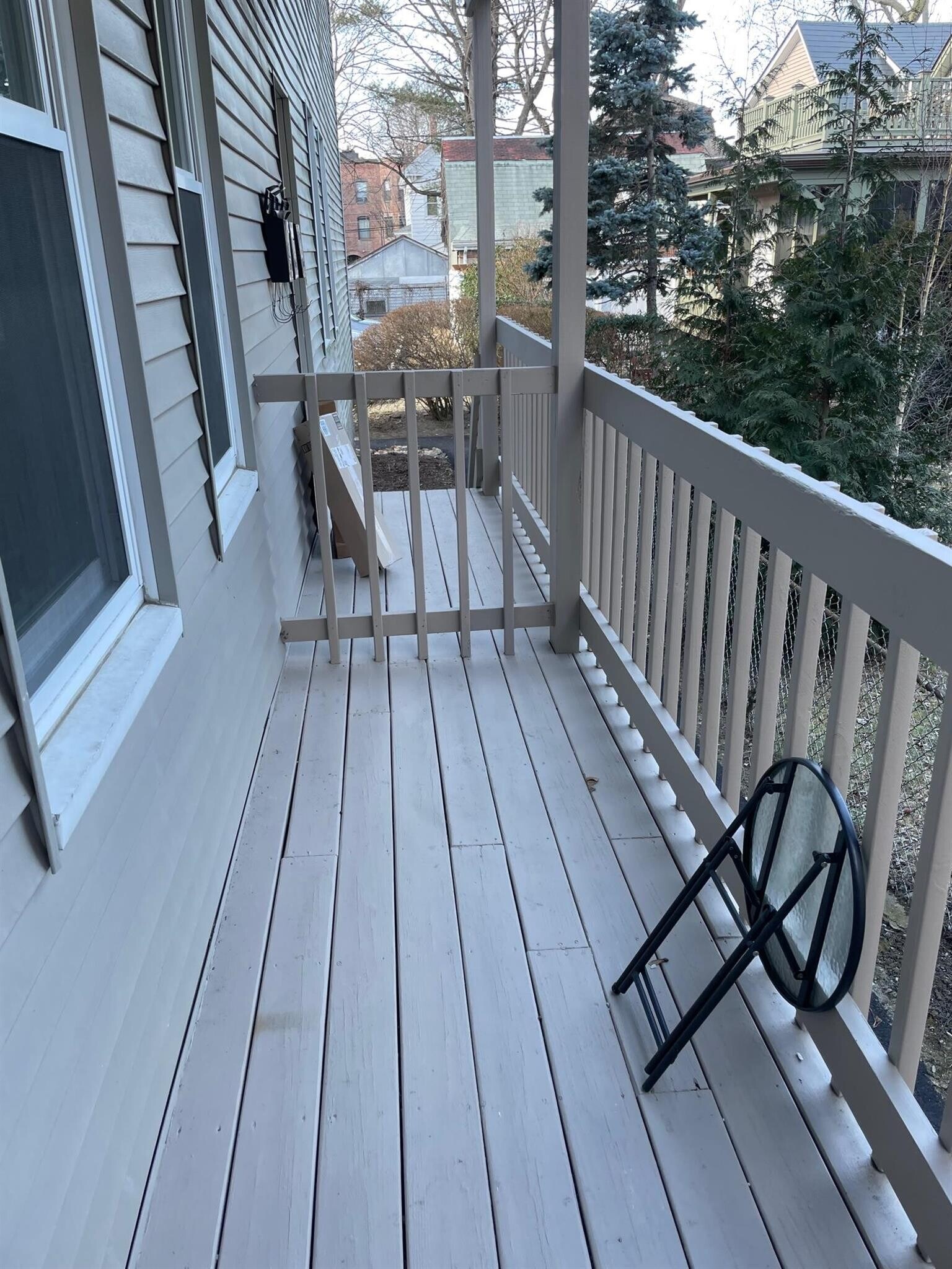 Building Photo - 42 Linden Ave