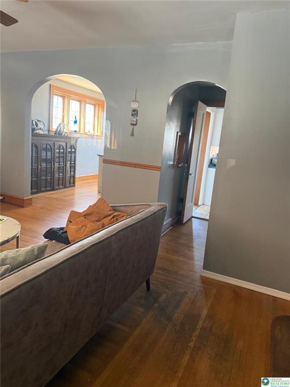 Building Photo - 1132 Mahantongo St