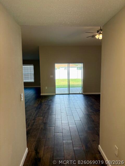 Building Photo - 202 SW Aldoro Pl