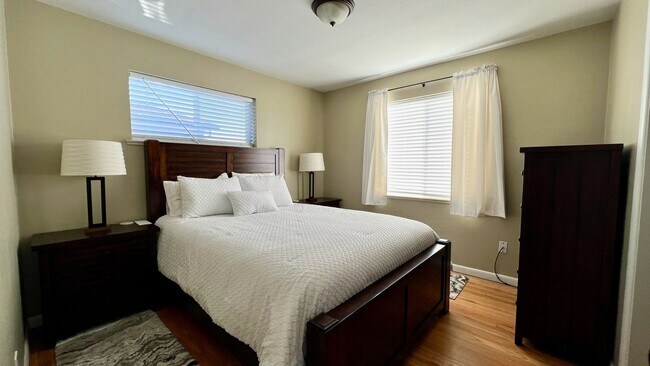 Building Photo - Spacious 5BD/2BA Home in Lakewood, CO- Available July 29th!