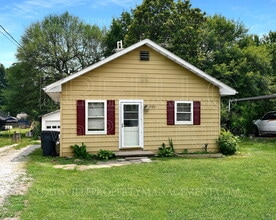 Building Photo - 1733 McDonald Ln