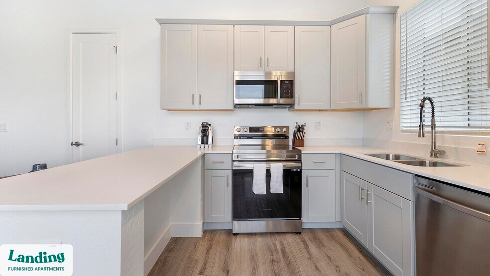 Building Photo - 8200 W Encanto Blvd