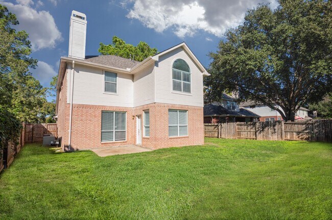 Building Photo - 18135 Somerset Knolls Ct