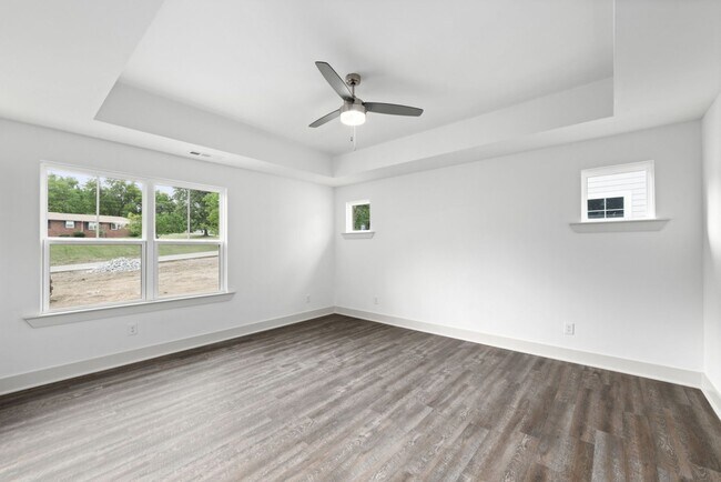 Building Photo - Four Bedroom in Madison TN