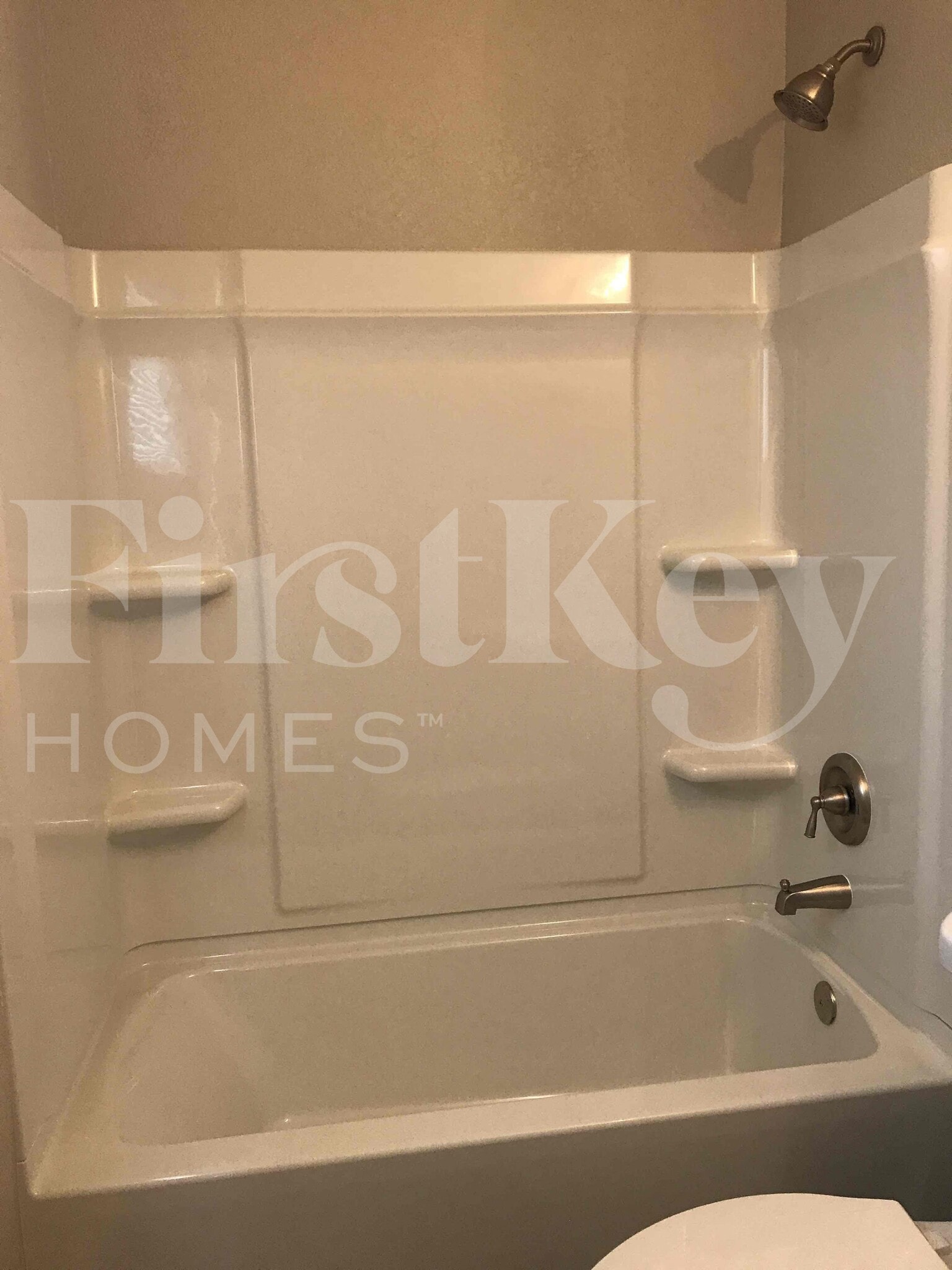 Building Photo - 5904 Jerry Dr