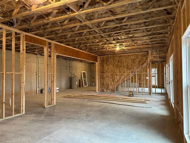 Building Photo - 35 Clearwater Dr