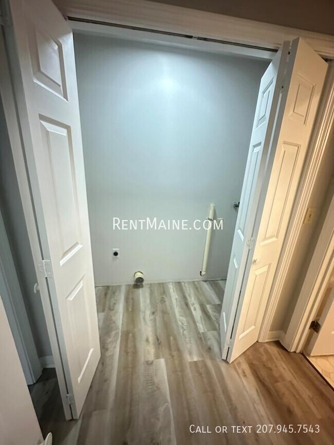 Building Photo - 46 Baker St