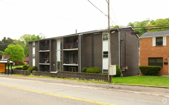 Building Photo - 1382 Bower Hill Rd