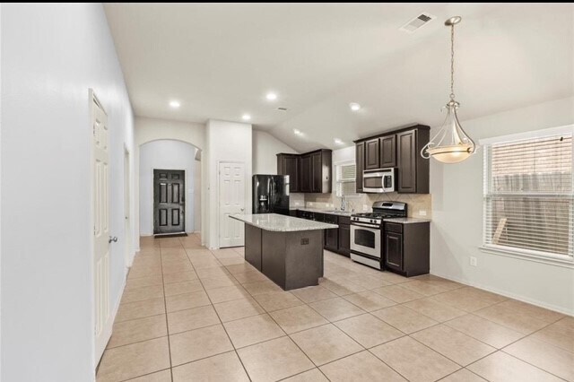 Building Photo - 20710 Rainmead Dr