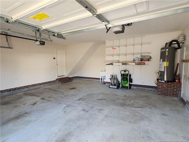 Building Photo - 3347 Broomsgrove Dr