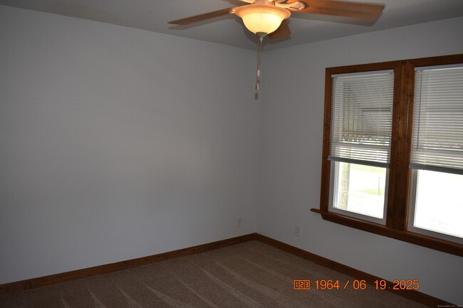 Building Photo - 39 Highland Ave