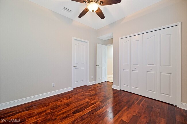 Building Photo - 12091 Santaluz Dr