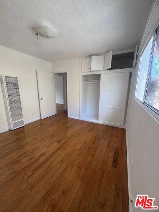 Building Photo - 4106 Rosewood Ave