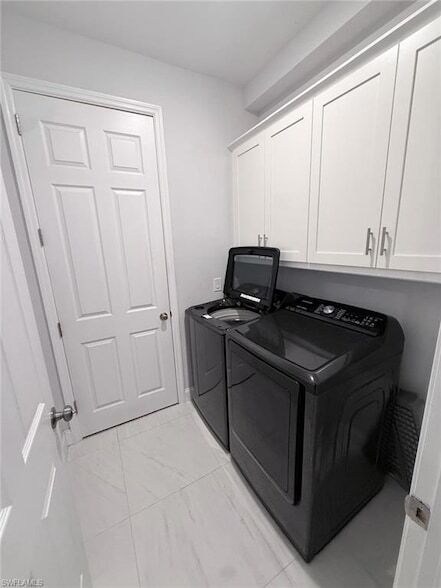 Building Photo - 912 Ossie Ave