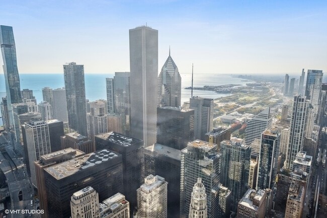 Building Photo - 401 N Wabash Ave