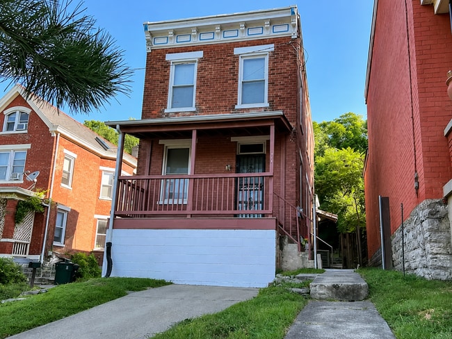 Building Photo - 968 Ludlow Ave