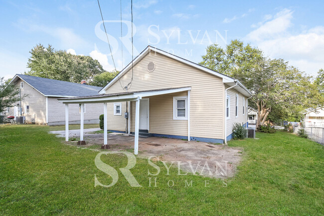 Building Photo - The Lifestyle You Deserve.