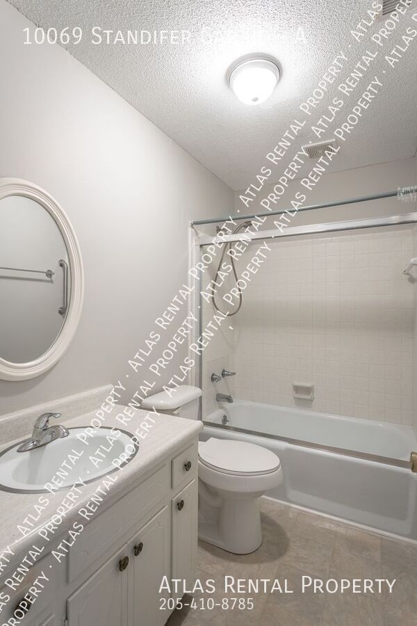 Building Photo - 10069 Standifer Gap Rd