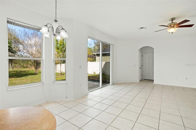 Building Photo - 12810 Moss Park Ridge Dr