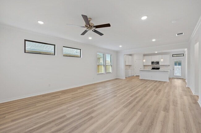Building Photo - 7228 Caladium Dr