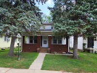 Building Photo - 1527 N Chester Ave