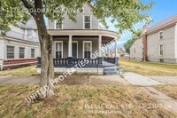 Building Photo - Available Now | 3 Bedroom 1 Bath Aparment ...