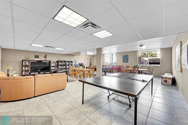 Building Photo - 1401 S Ocean Dr