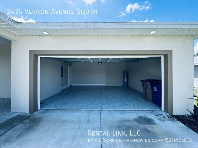 Building Photo - 2435 Vernon Ave S