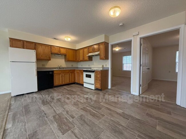 Building Photo - 1015 14th St