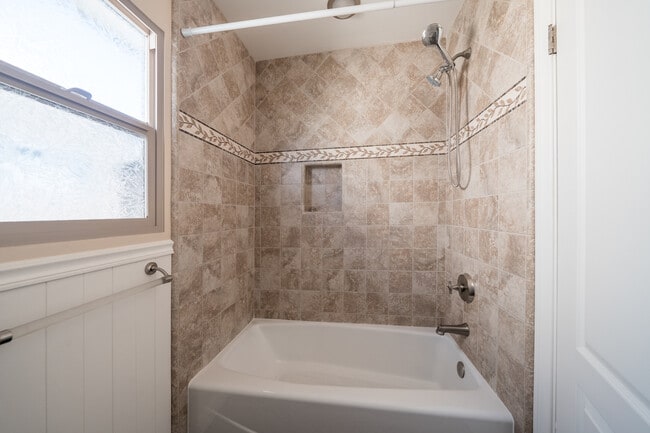 Building Photo - 5564 Gala Ave