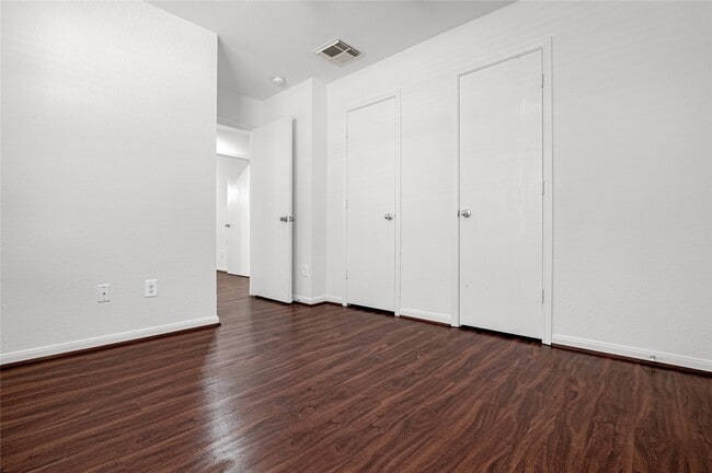 Building Photo - 29407 Legends Hill Dr