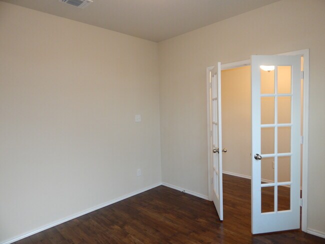 Building Photo - 9604 Glynhill Ct