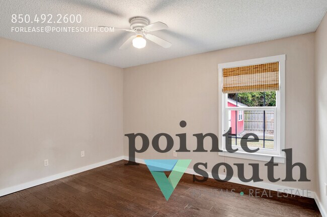 Building Photo - 1524 Sandcliff Dr