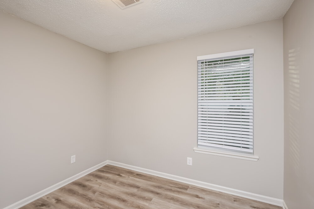 Building Photo - 3730 Rhoanoke Ct