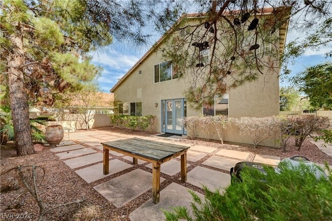 Building Photo - 2544 Kinnard Ave